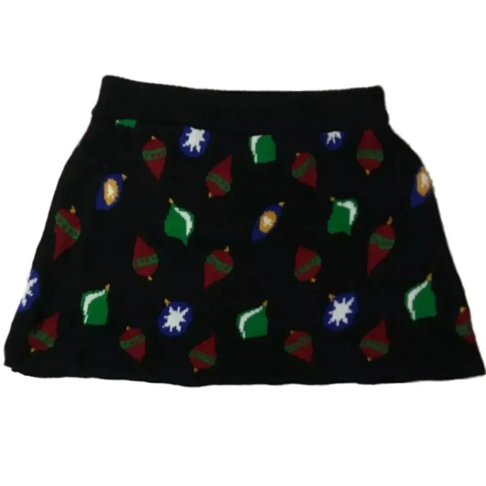 Xhilaration  Knit Christmas Tree Ornament Skirt Sz Large